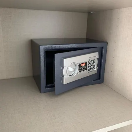 Kleine Moewe, Exklusives Ein Mit Sauna Im Haus Wunstorf