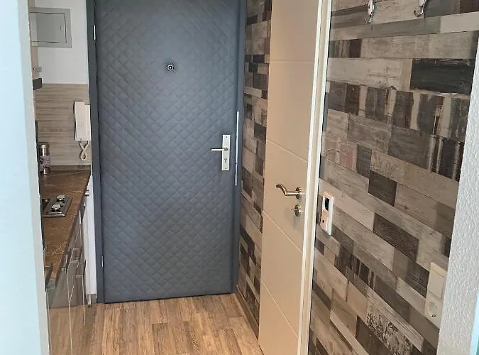 Kleine Moewe, Exklusives Ein Mit Sauna Im Haus Daire Wunstorf